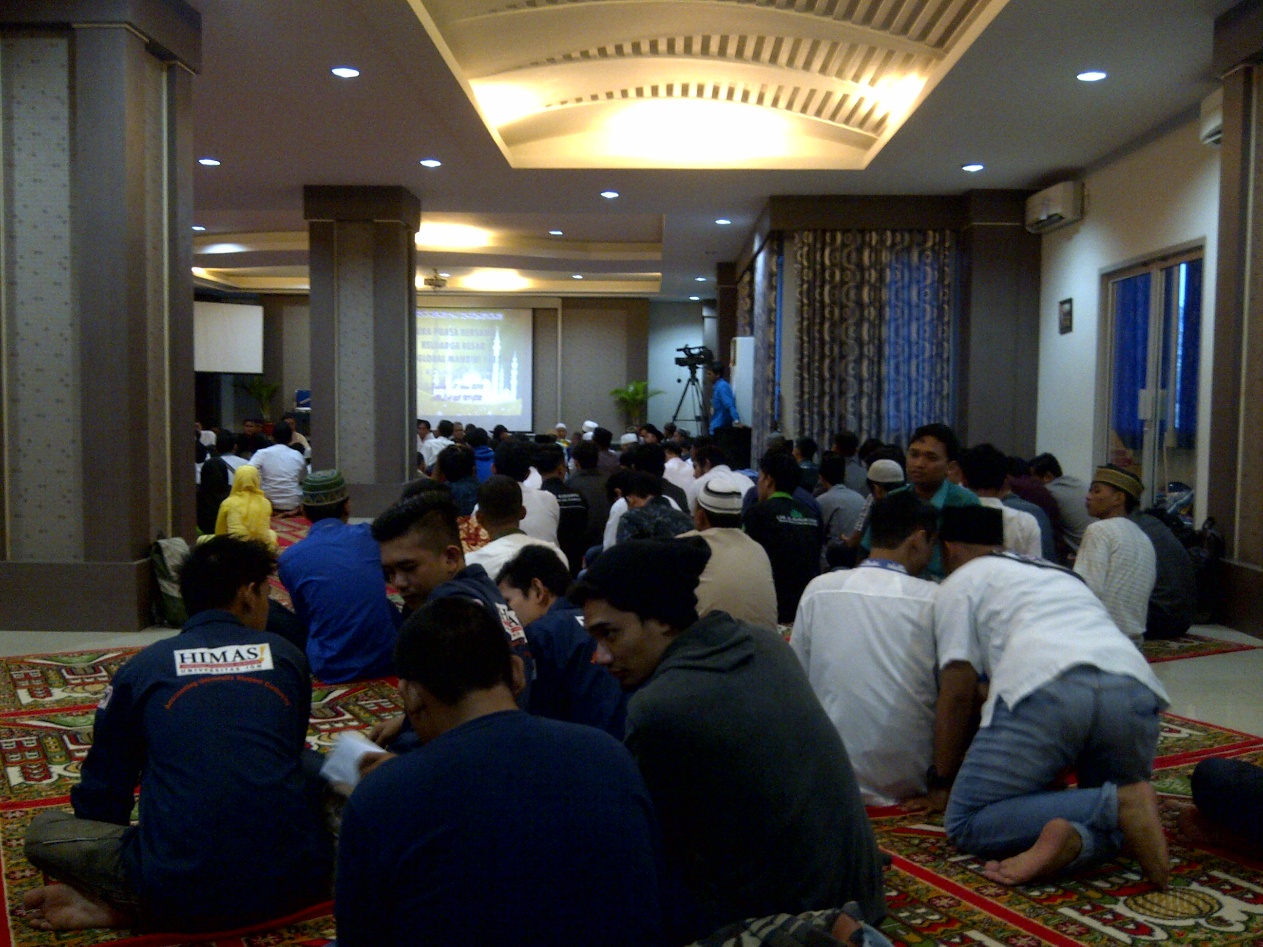 suasana berbuka stebis 2016
