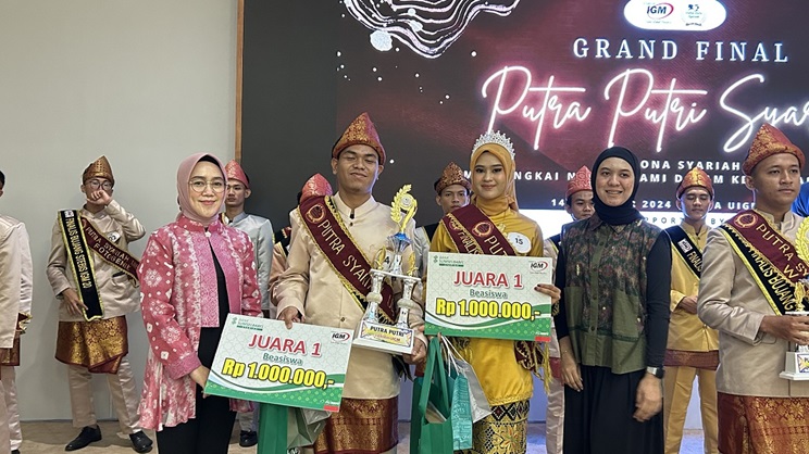 M Rizki dan Vivien Harmine Dinobatkan sebagai Putra Putri Syariah STEBIS IGM 2024