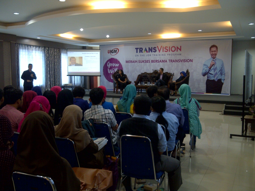 rekrutmen transvision