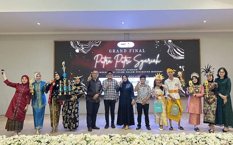 STEBIS IGM Angkat Kebanggaan Budaya Lewat Gathering Berbusana Adat
